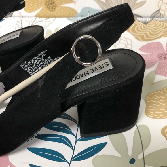 Black Heels - Picture 2 of 4